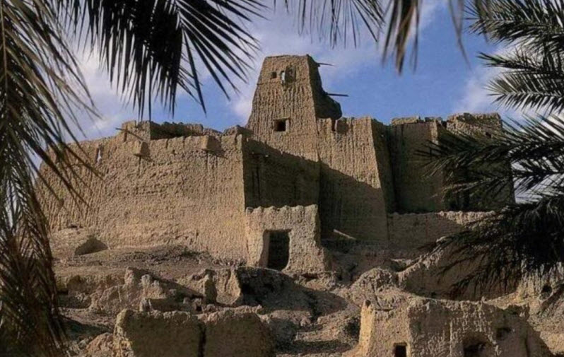 Nik Shahr Castle, Iran